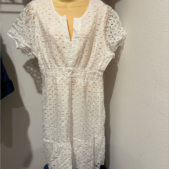 Chic White Lace Midi Dress NWOT! - Picture 2 of 7